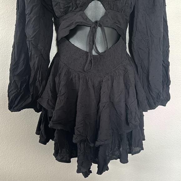 Princess Polly Needed Me Black Swiss Dot Cut Out Waist Balloon Sleeve Romper - Picture 6 of 12